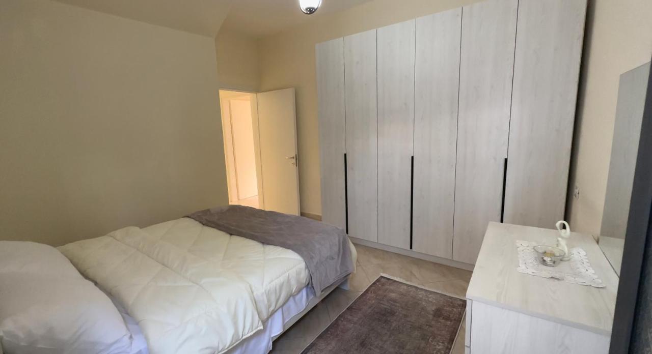 S&f Centre Apartment Tirana